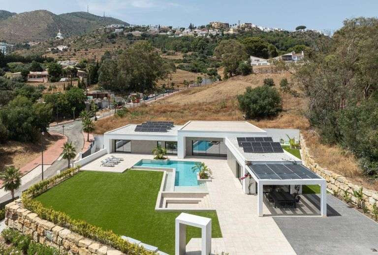 Villa en Benalmádena - Ref. A-122504 (2)