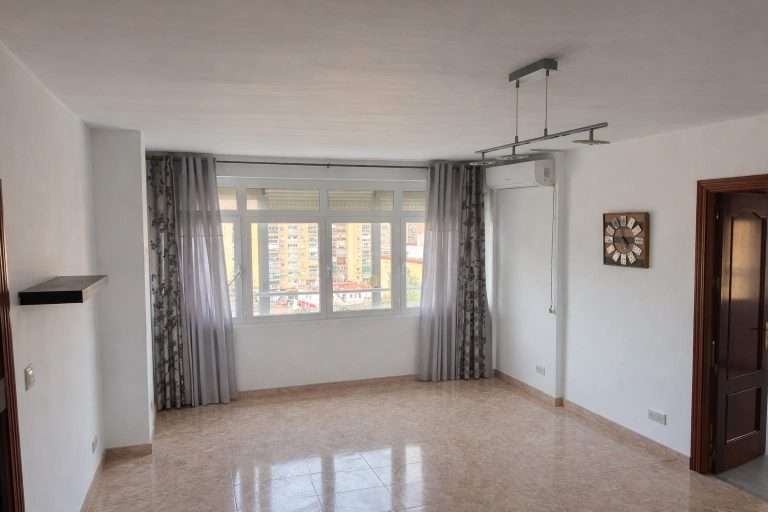 Apartamento en Málaga - Ref. R-022604 (2)