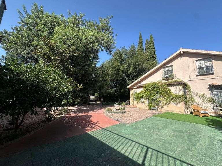 Villa en Córdoba - Ref. L-102601 (3)