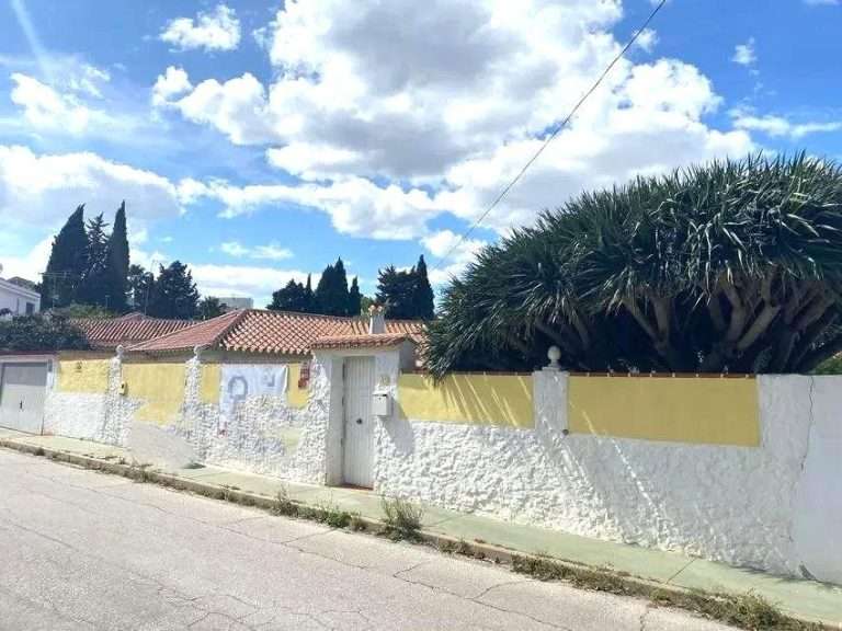 Detached house in Málaga - Ref. T-122502 (2)