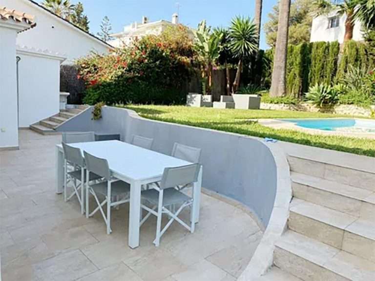 House in Marbella - Ref. T-042603 (2)