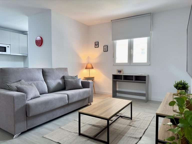 Apartamento en Málaga - Ref. R-132616 (3)