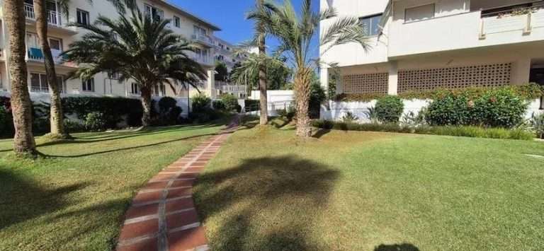 Apartamento en Torremolinos - Ref. T-052607 (2)
