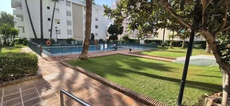 Apartamento en Torremolinos - Ref. T-052607